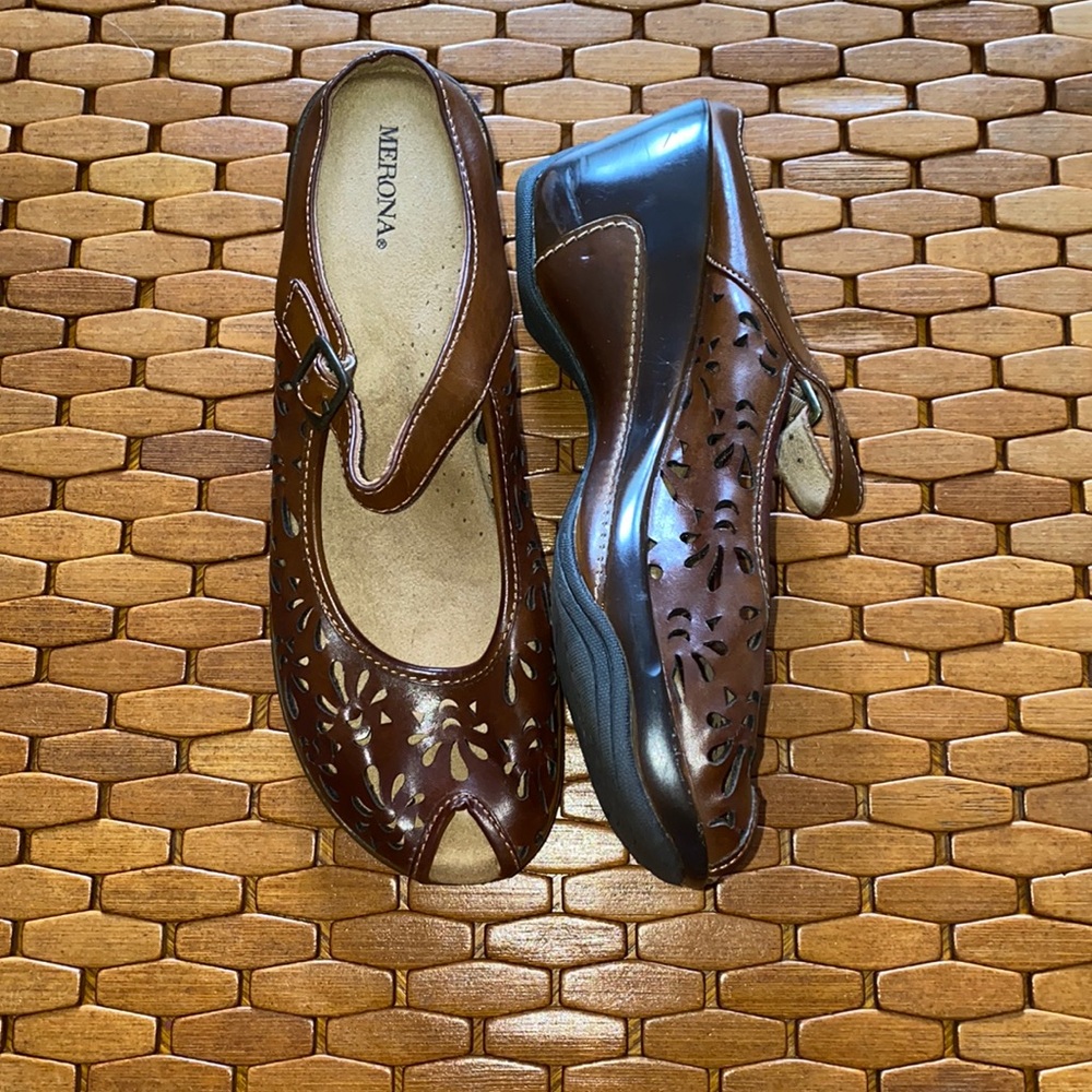 Merona Open Toe Mules Shoes Adjustable Strap Size 10 women’s